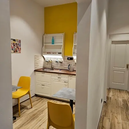 Vendégház Del Roster 3*